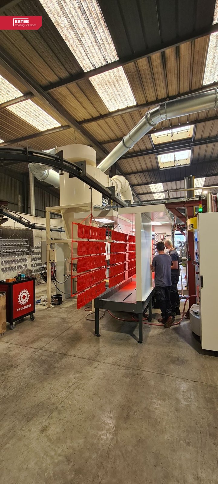 Kleurwisselcabine bij AFT in productie